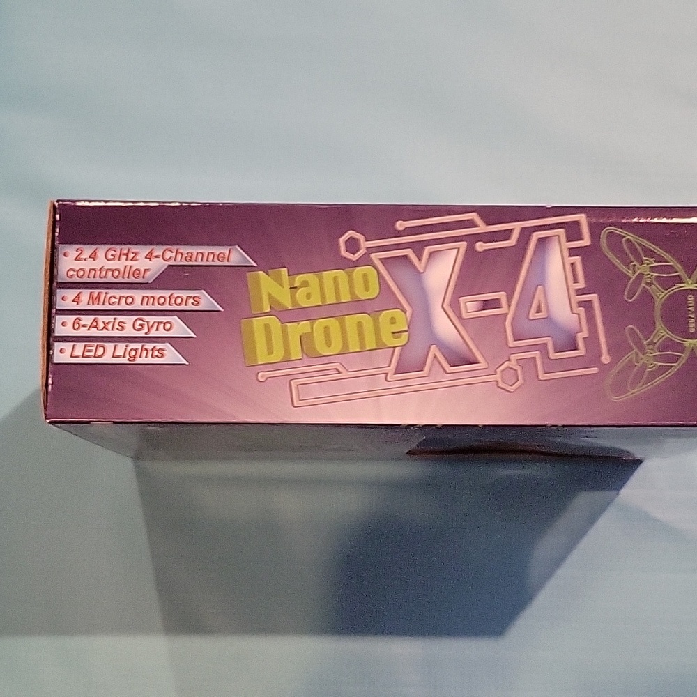 Nano Drone X-4 - Picture 4 of 4